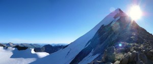 Gipfelgrat rechts schneefrei